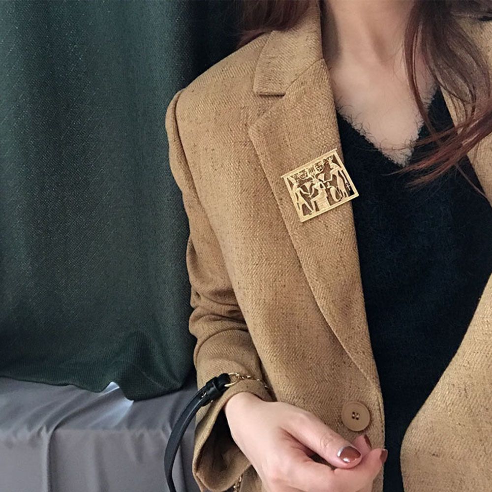 Gold Color Metal Hollow Badge  - Women Accessories Egypt recension och pris