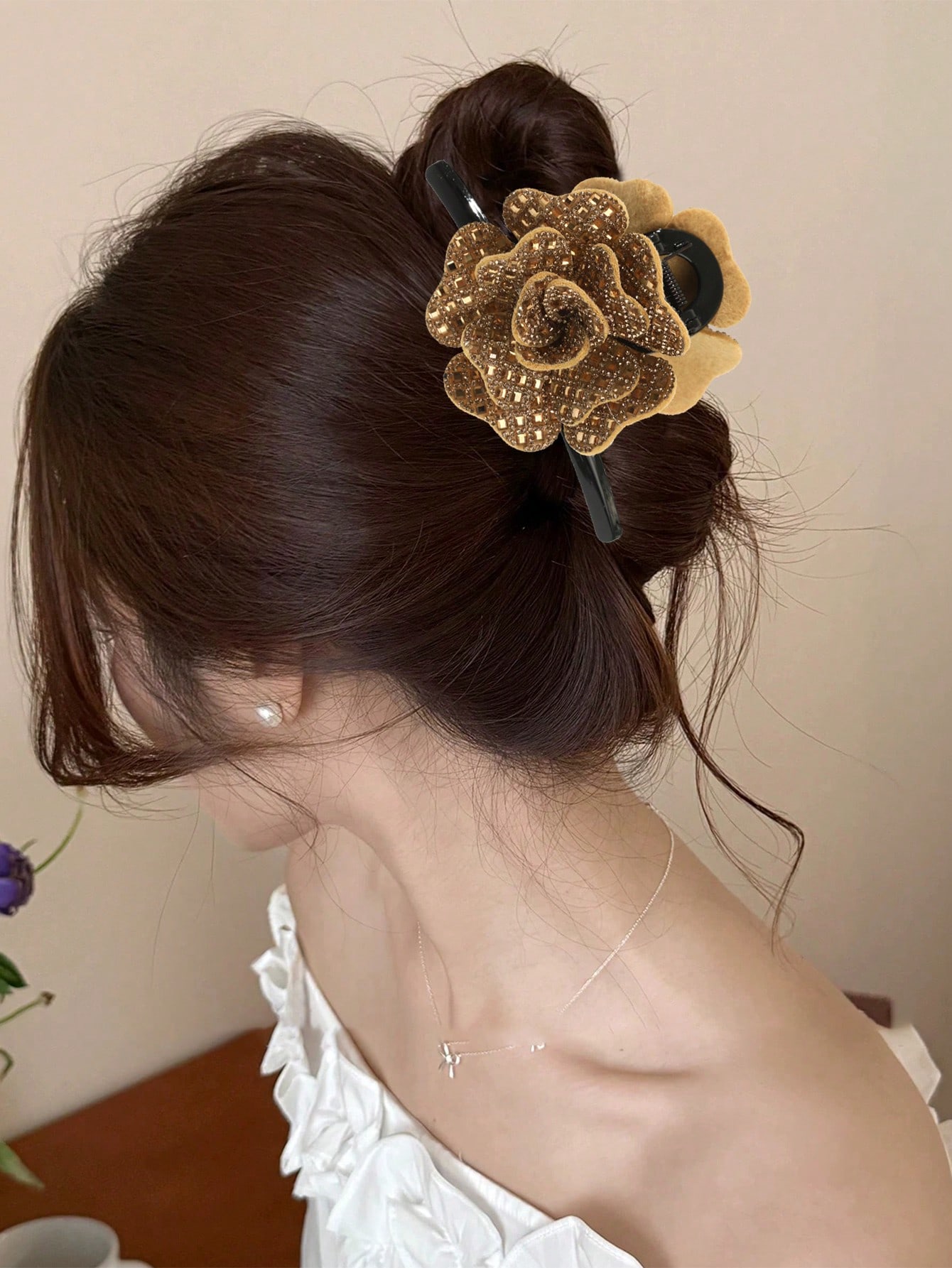 1pc Elegant Rhinestone Flower  - Women'S Essential Accessories recension och pris
